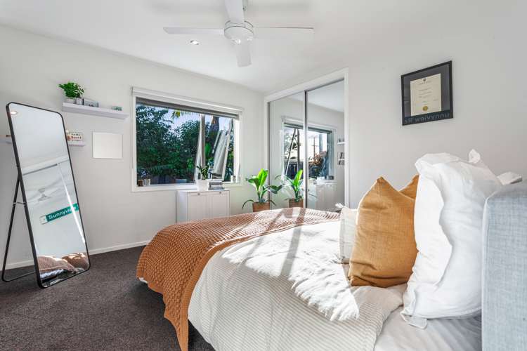 6 Sunnyview Road Greenhithe_18