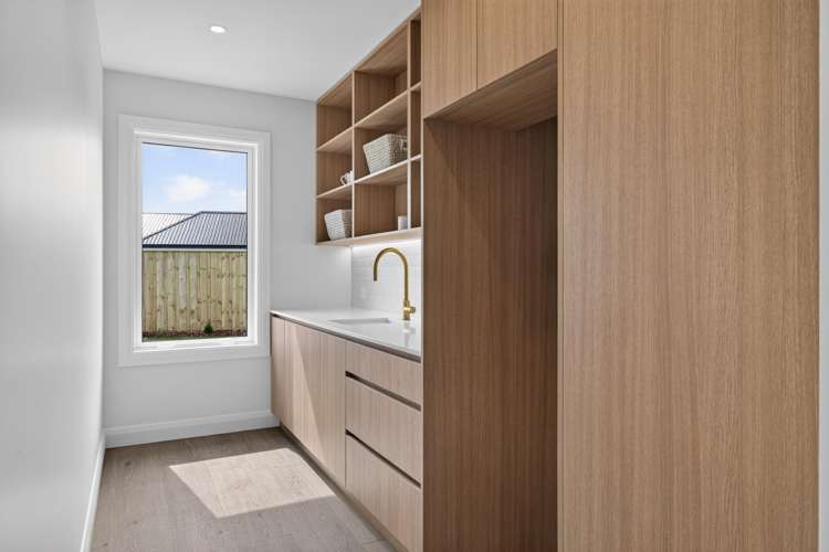 2 Knighton Drive_4