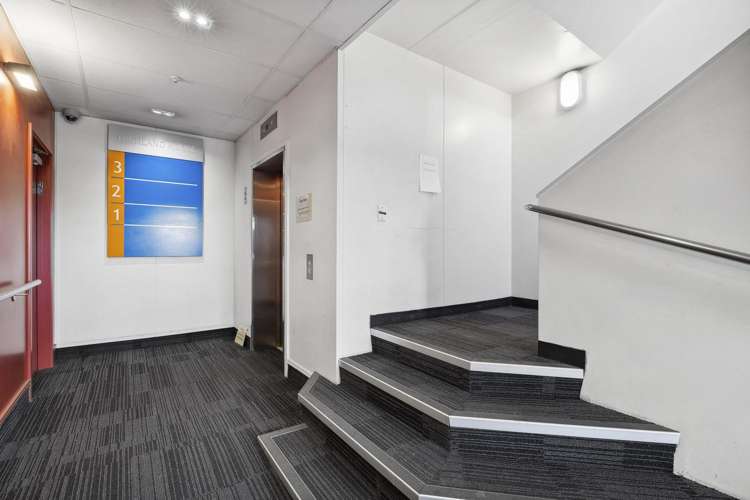 104 Lower Stuart Street Dunedin Central_13