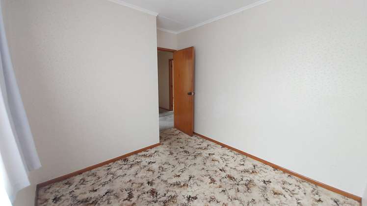 30 Clark Road Kamo_11