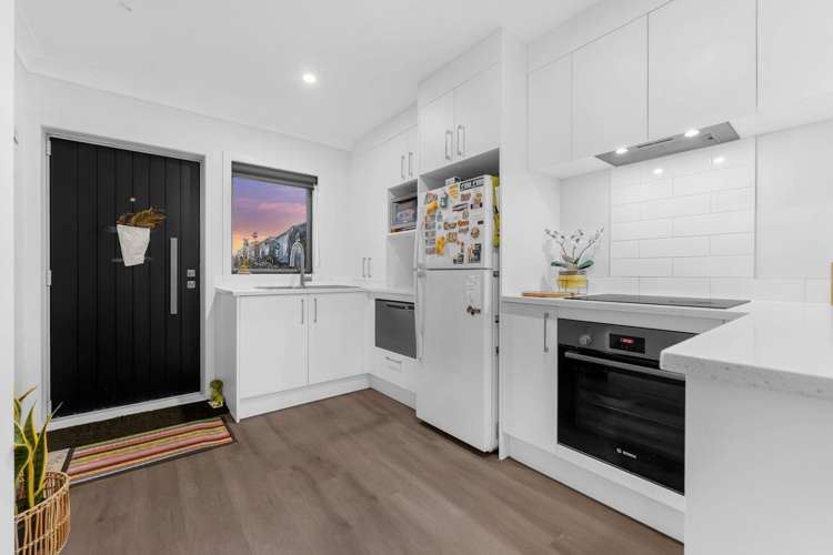 70 Paretaiuru Crescent Papakura_10