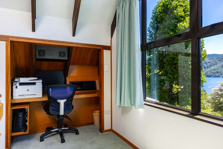 2069 Queen Charlotte Drive Queen Charlotte Sound_12