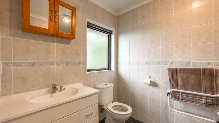 2876b State Highway 2 Waitakaruru_10