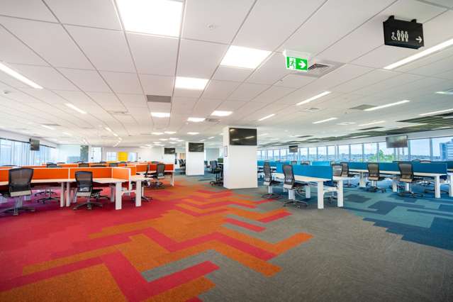 68-76 Taharoto Road Takapuna_3