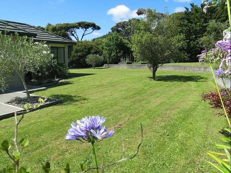 8 Scoresby Grove Whitby_10