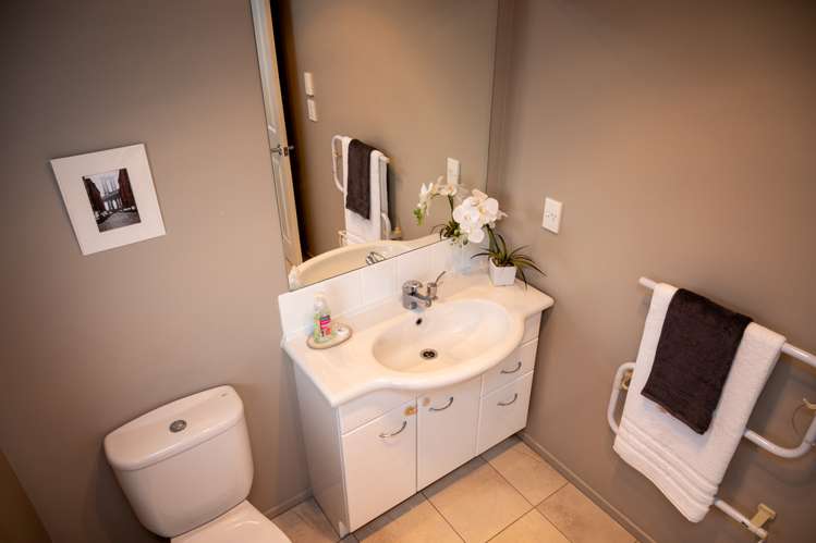 32 Millstream Drive Northwood_13