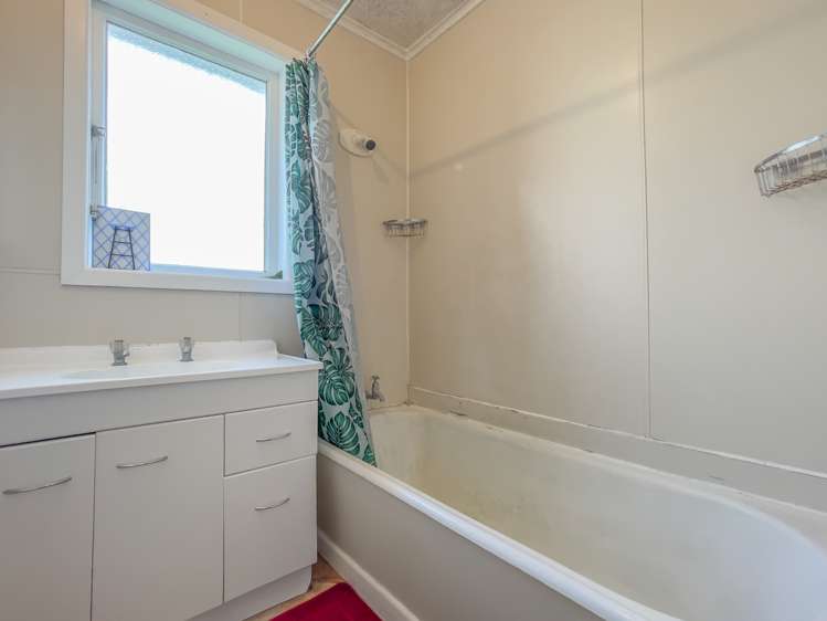 4 Rakino Drive Kerepehi_12