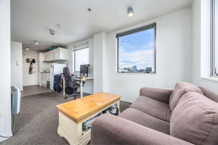 12J/15 City Road Auckland Central_2