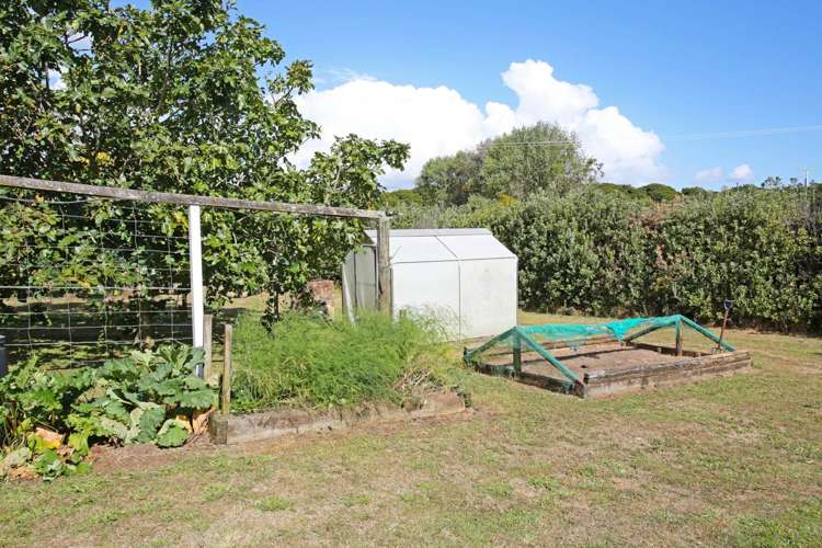 86 Hull Road Waiuku_22