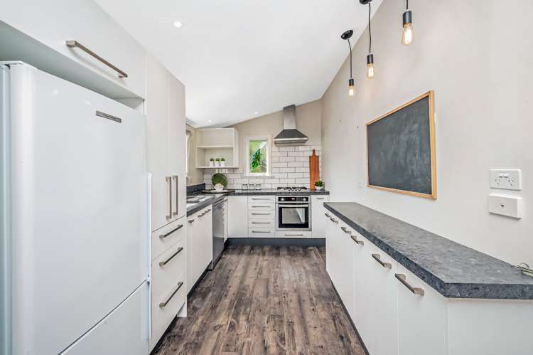 79 Bridle Path Road Heathcote Valley_6