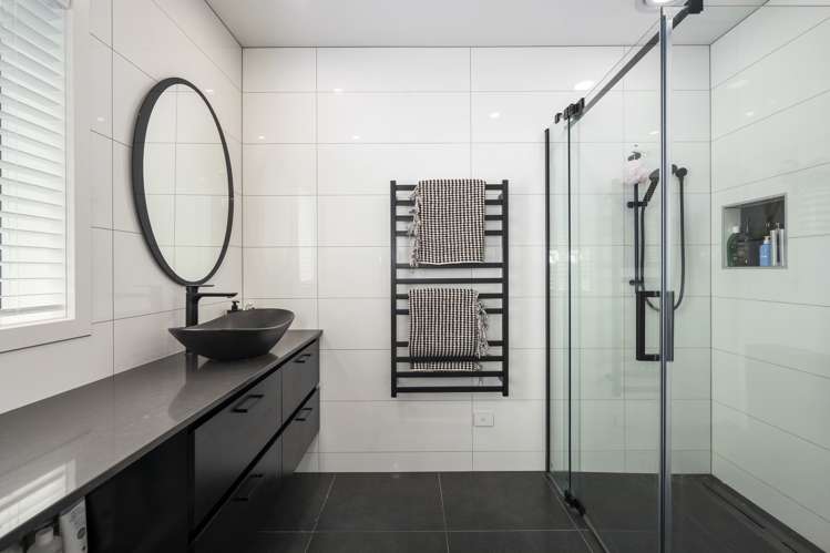 9 Blackmore Drive Lynmore_21