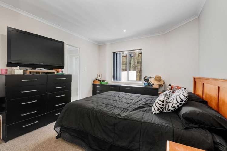 1 Puarangi Lane Stanmore Bay_8