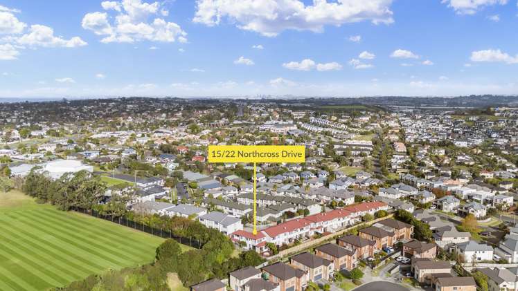 15/22 Northcross Drive Oteha_24