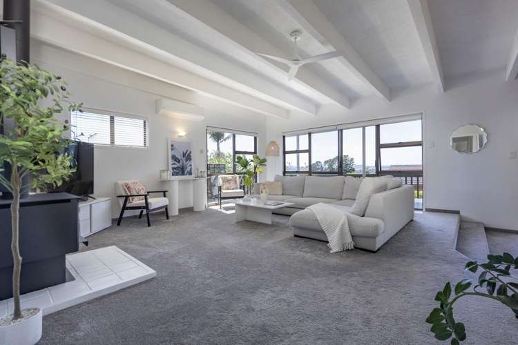 219 Royal Road Massey_7