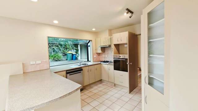 2/177 Mokoia Road Birkenhead_2