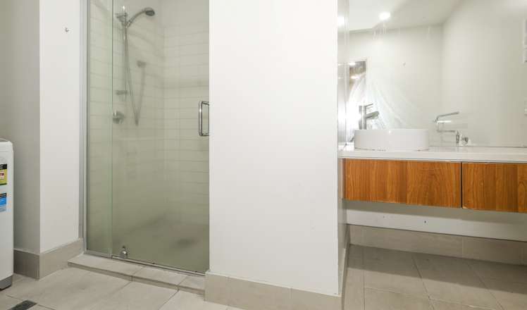141/6 Dockside Lane Auckland Central_4