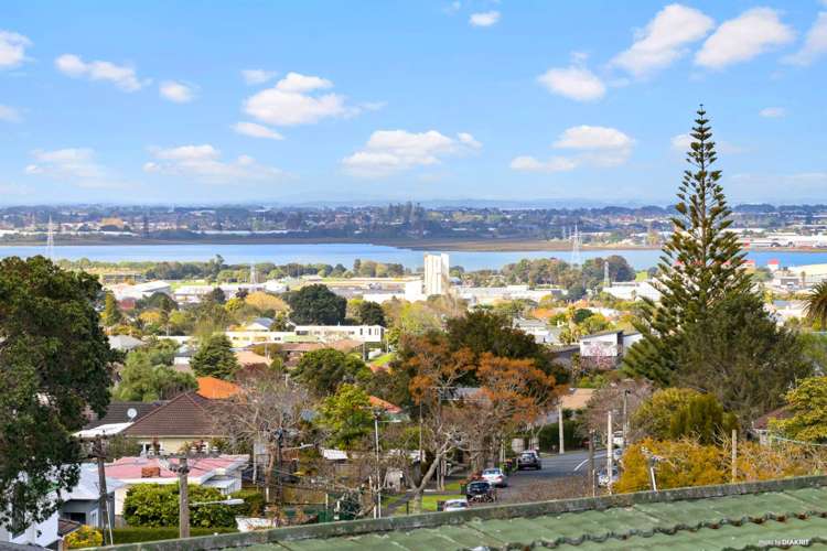 55 Athens Road Onehunga_21