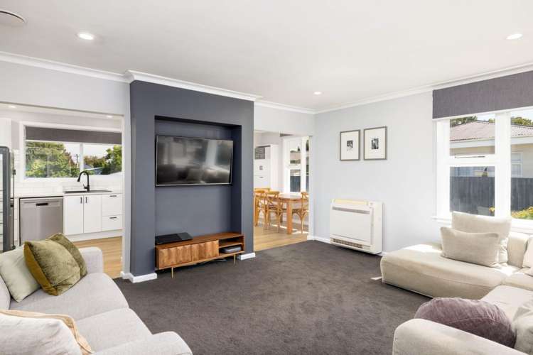 323 Hills Road 1481_5