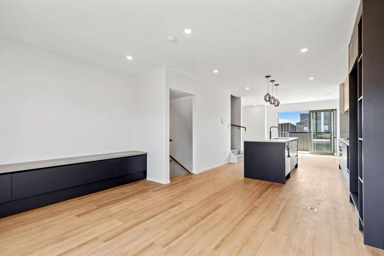 72 Wallace Road Hobsonville_14