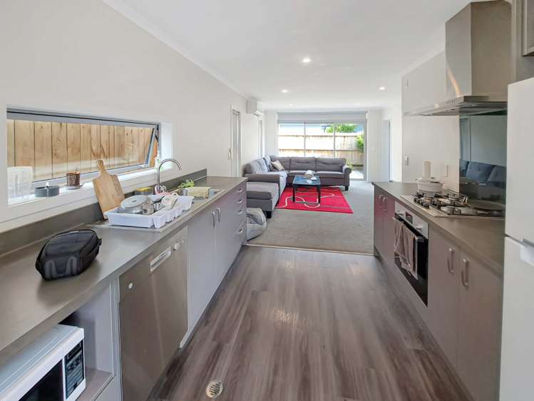 12 Ronalds Way Taita_1