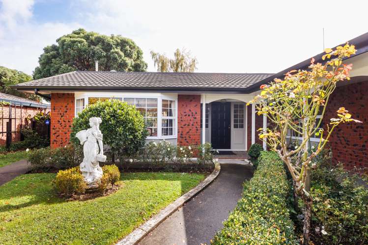 7 Woodfield Avenue Roslyn_32