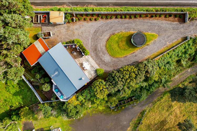 1043 South Road Omata_9