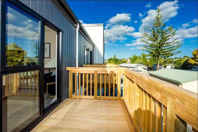 2/13 Normandy Place Henderson_3