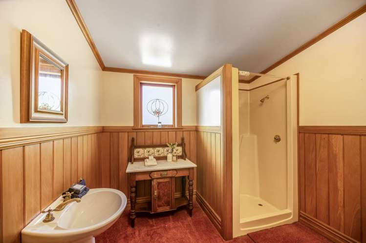 611 Horseshoe Bush Road Waitoki_34