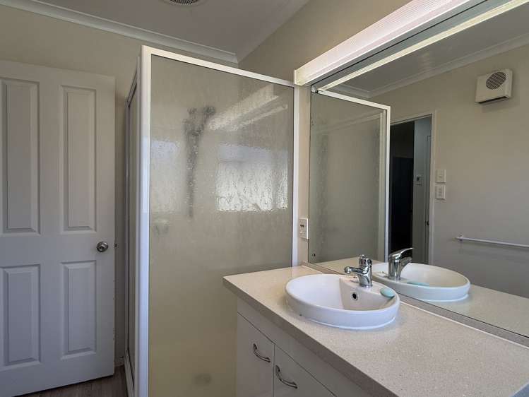 37 Aaron Place Brookfield_15