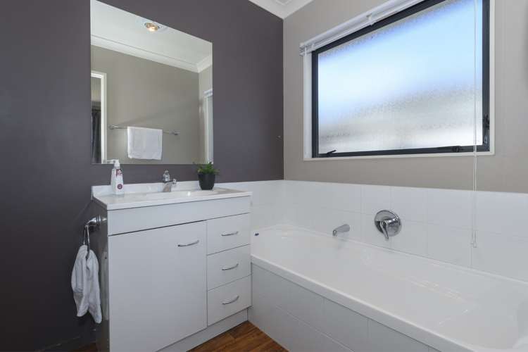 87 Solomon Street Brookfield_8