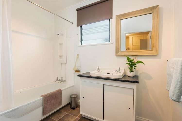 62d Stephenson Street Blenheim Central_2