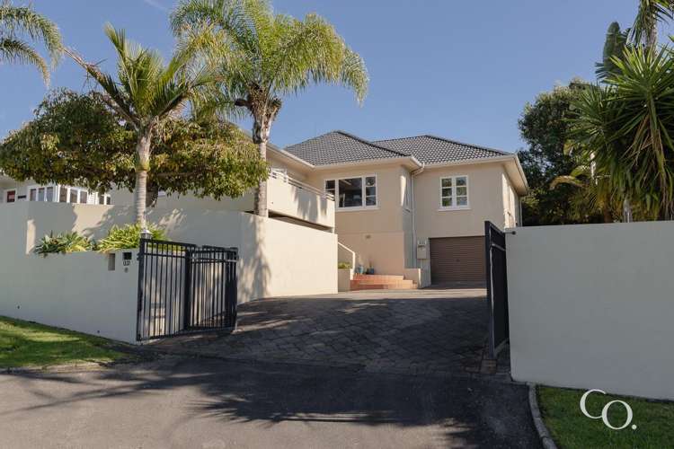 191 Edgecumbe Road Avenues_25