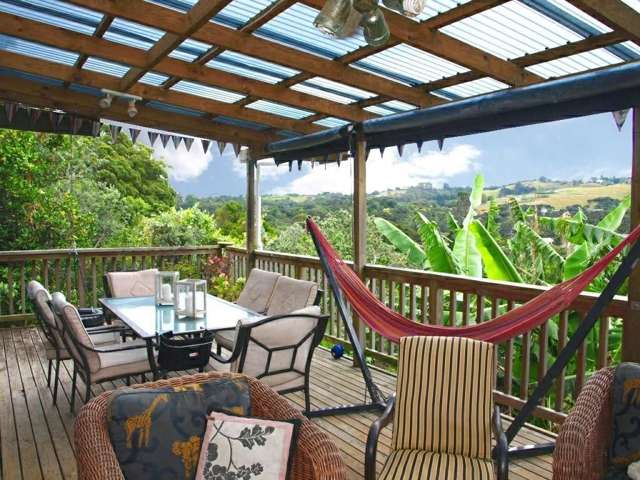 27 Putiki Road Ostend_3