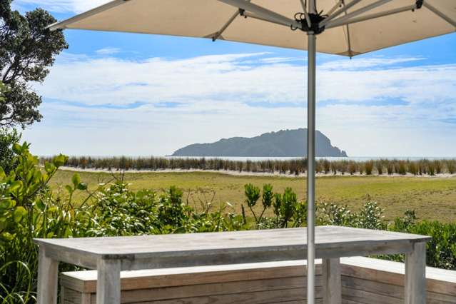 BEACHFRONT CUTE & CLASSY