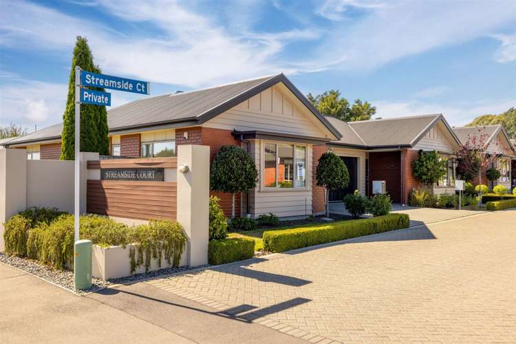 1 Streamside Court Woolston_16