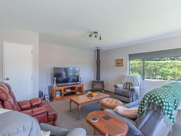 59 Avenue North Road Levin_3