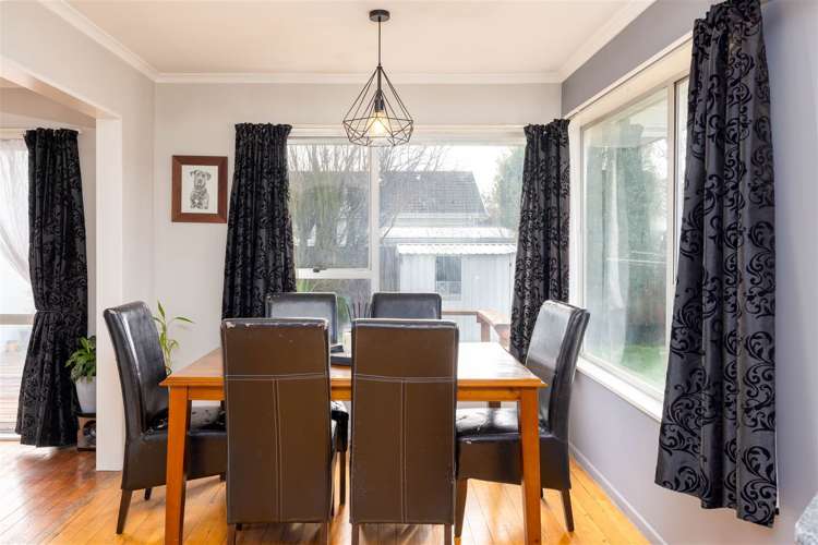 105 Denise Crescent Hornby_5