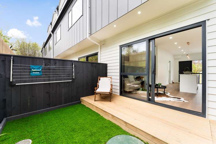 16C St Catherine Crescent West Harbour_16