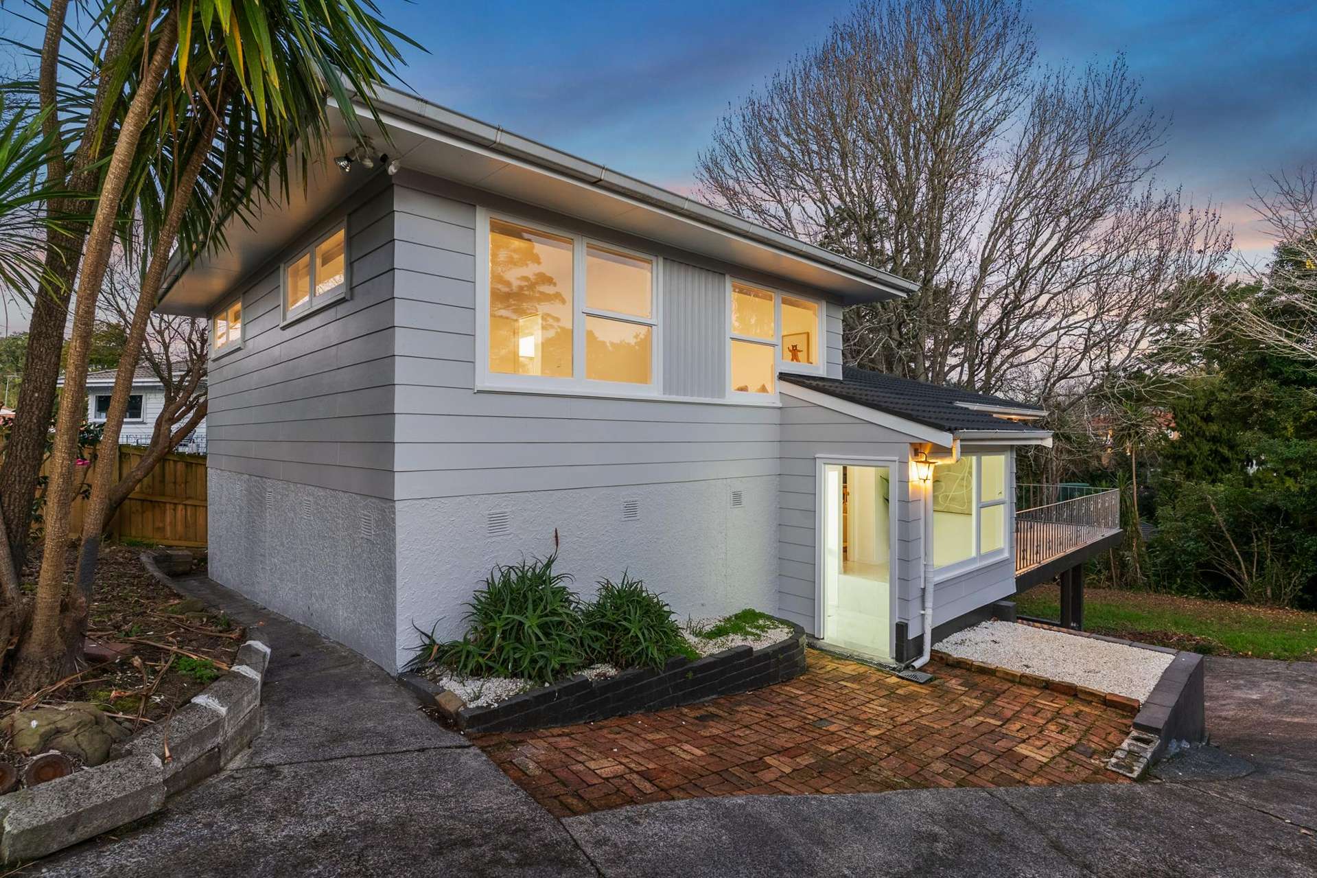 51 Cyclarama Crescent Massey_0