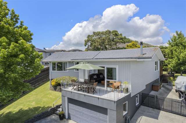 27 Malvina Place Bucklands Beach_1