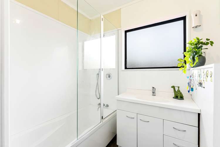 1/25a Ward Street Trentham_17