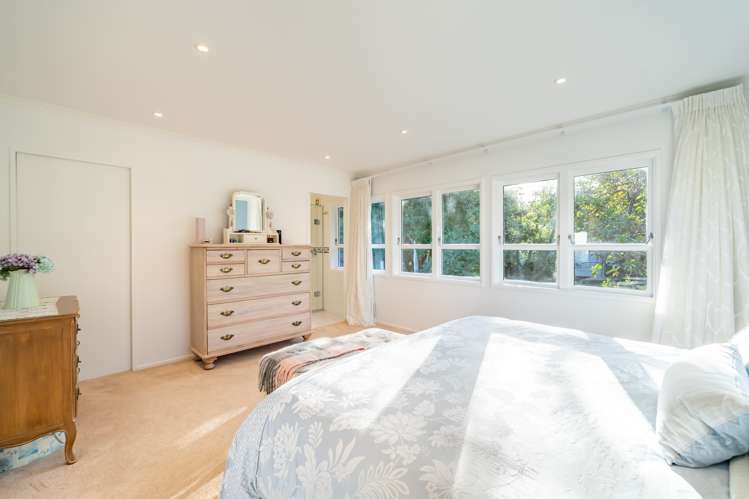 8 Military Road Boulcott_13