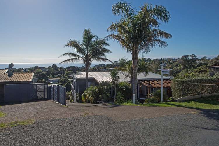 6 Hauraki Road Oneroa_1
