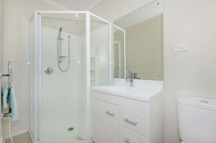 13a Haronui Street Kensington_9