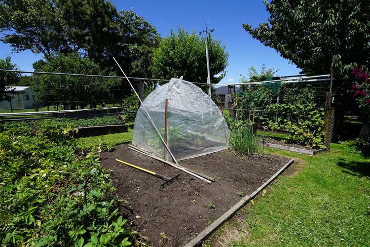 8 Button Lane Taupiri_24