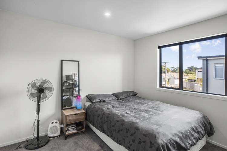 24A Barber Grove Moera_6