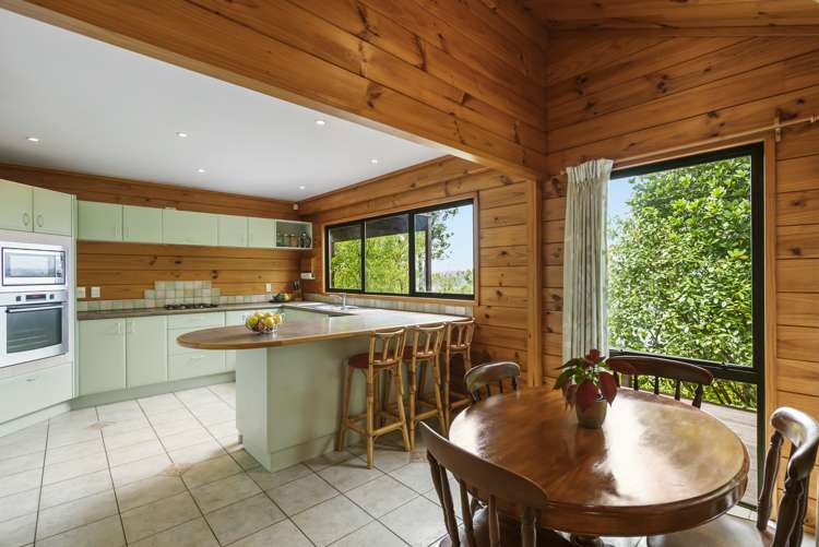 45 Pohutukawa Avenue Cockle Bay_21