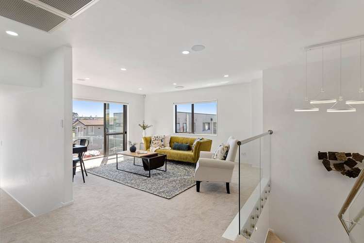 8 Makura Road Long Bay_15