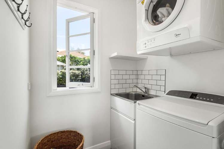 64 Lloyd Avenue Mt Albert_24