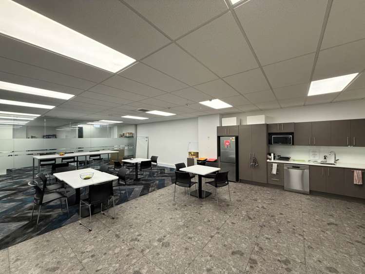 414 Khyber Pass Road Newmarket_2